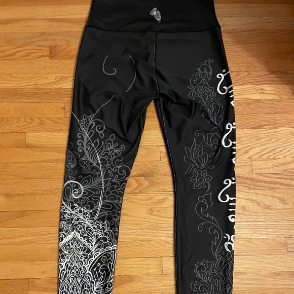 NoMiNou- Shabeena Black and White Leggings - Picture 2 of 3